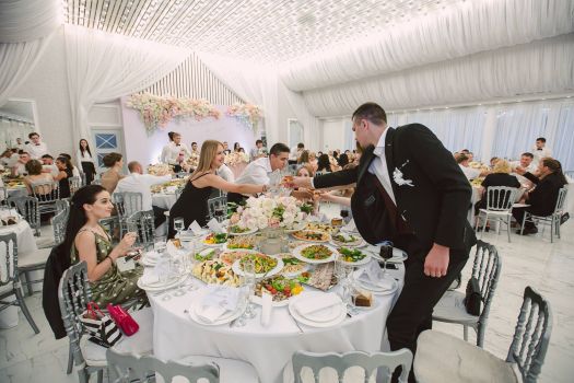 43088506 2198900430389221 5463992368166338560 o